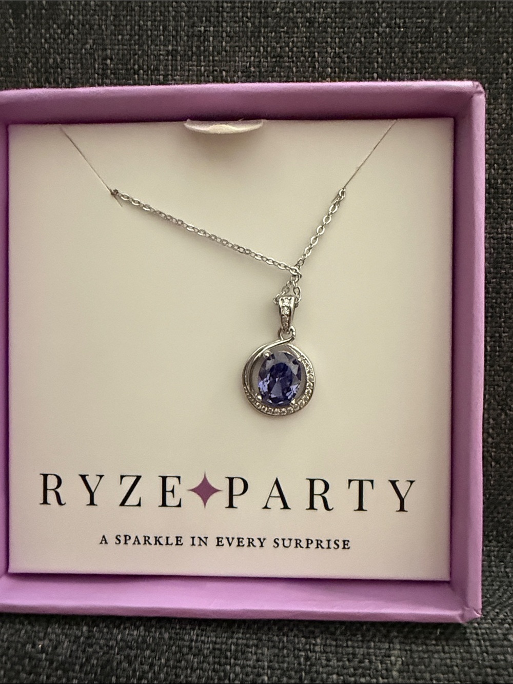 Ryze Party sterling Silver .925 Necklace with Pendant
